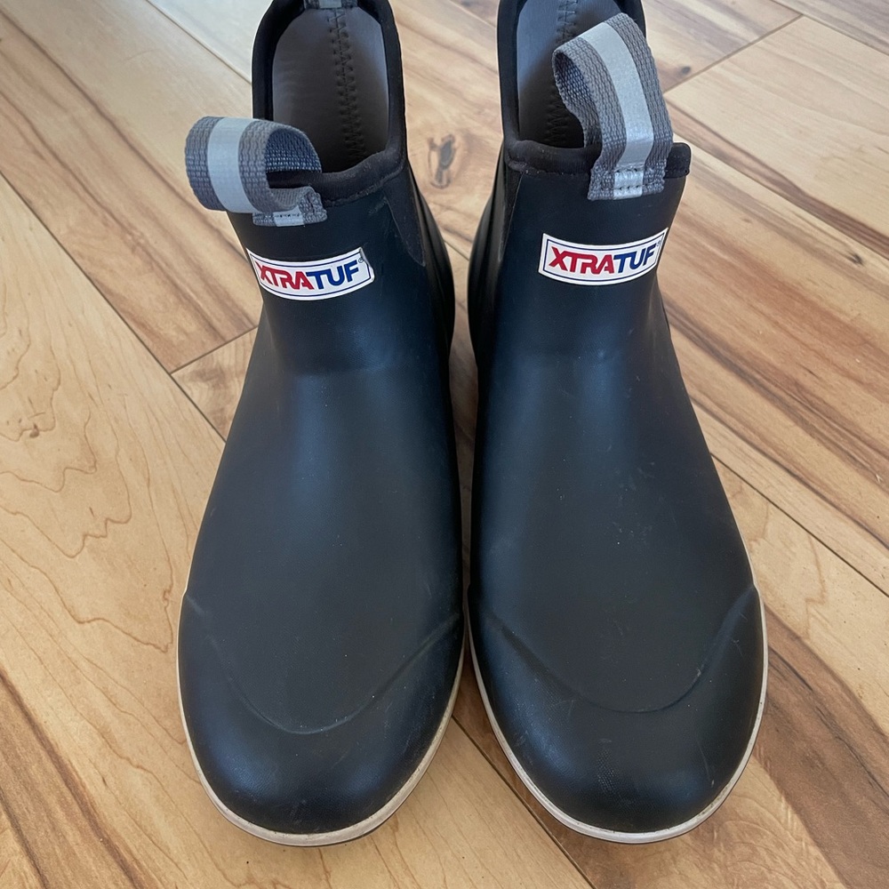 Womens xtratuf ankle boots